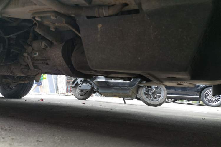 Used Wuling Rongguang V 2015 1.2L Base Version Chassis Front Right