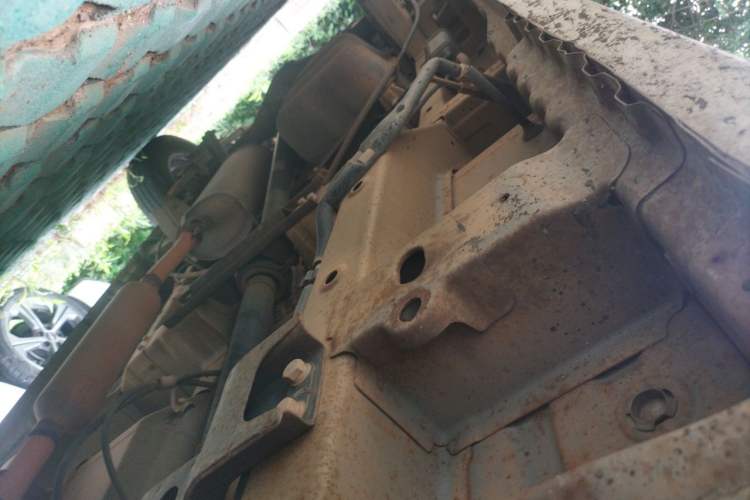 Used Wuling Rongguang V 2015 1.5L Standard Version Chassis Front Right