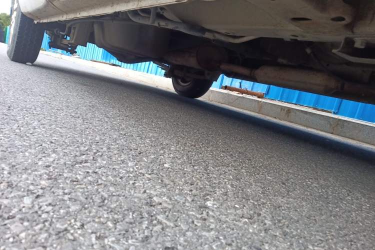 Used Wuling Rongguang V 2015 1.5L Base Version Chassis Front Right