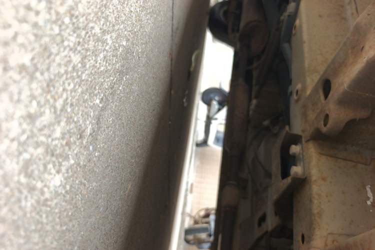 Used Wuling Rongguang V 2015 1.5L Base Version Chassis Front Right