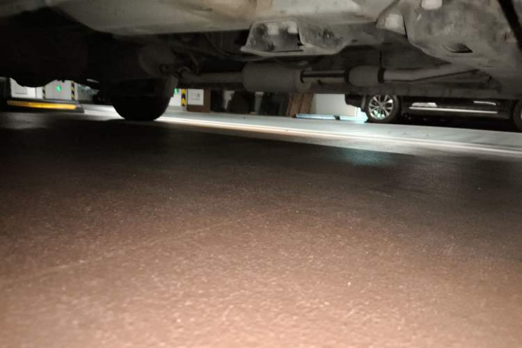 Used Wuling Rongguang V 2015 1.2L Practical Model Chassis Front Right