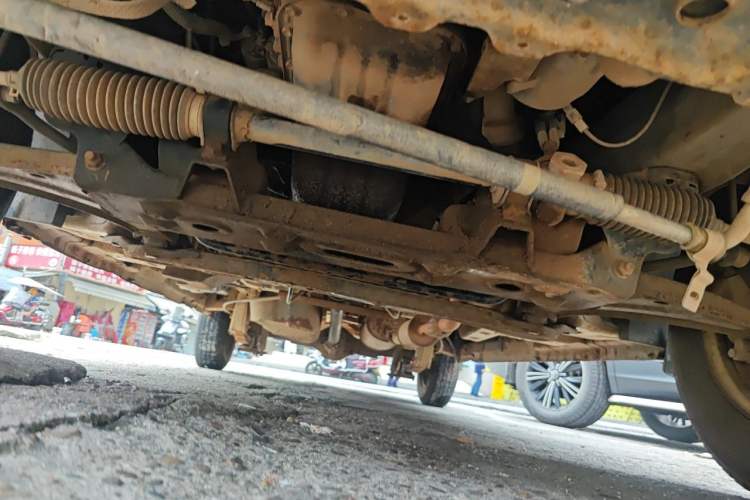 Used Wuling Rongguang V 2015 1.2L Practical Model Chassis Front