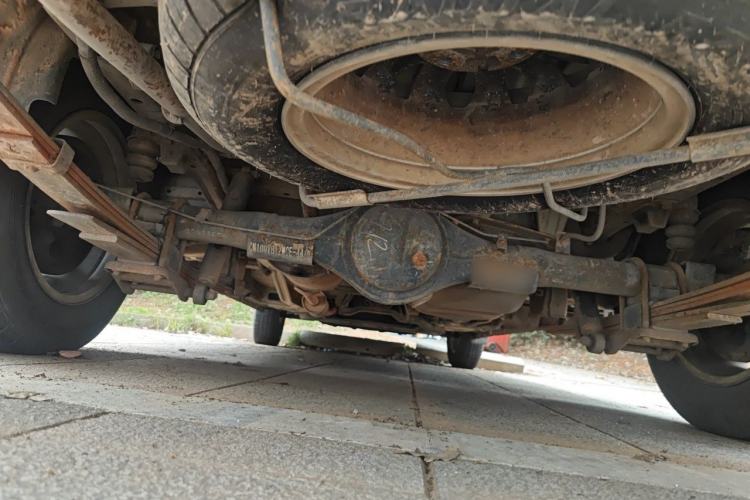 Used Wuling Rongguang V 2015 1.2L Base Version Chassis Rear