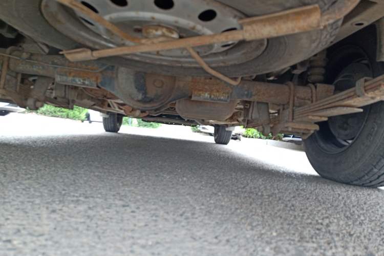 Used Wuling Rongguang V 2015 1.2L Base Version Chassis Rear