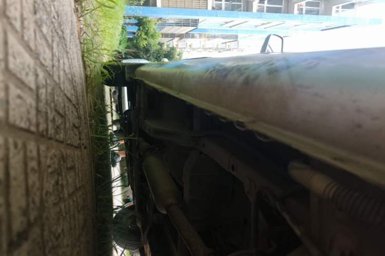 Used Wuling Rongguang V 2015 1.5L Base Version Chassis Rear Left