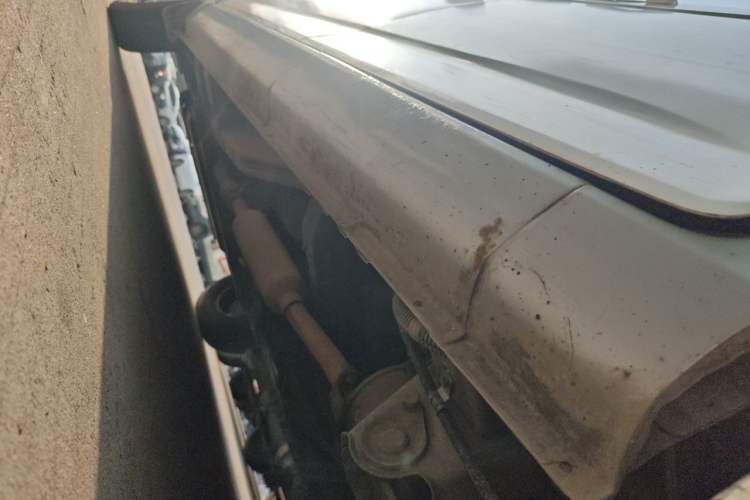 Used Wuling Rongguang V 2015 1.5L Standard Version Chassis Rear Left