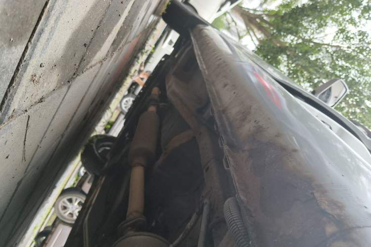 Used Wuling Rongguang V 2015 1.5L Base Version Chassis Rear Left