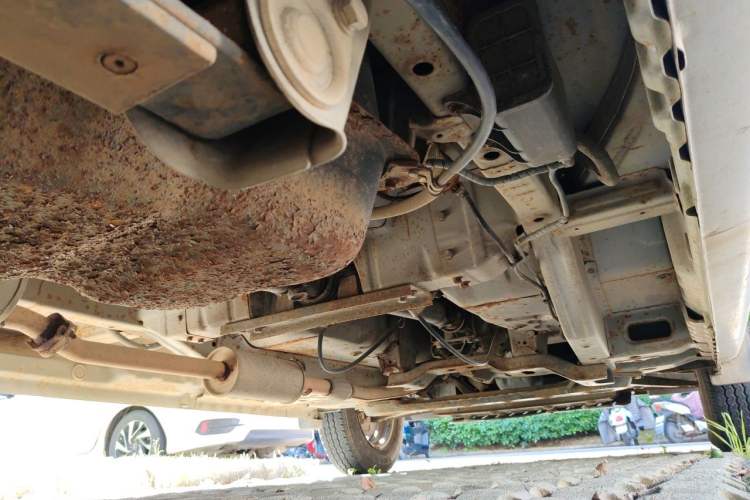Used Wuling Rongguang V 2015 1.2L Practical Model Chassis Rear Right