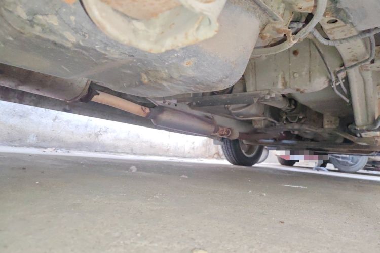 Used Wuling Rongguang V 2015 1.5L Standard Version Chassis Rear Right