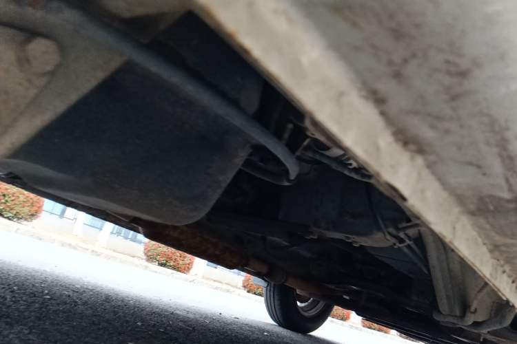 Used Wuling Rongguang V 2015 1.5L Standard Version Chassis Rear Right