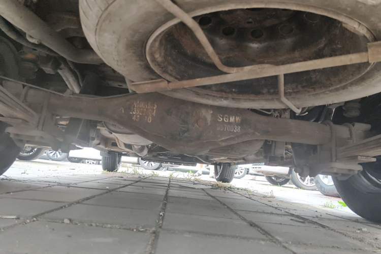 Used Wuling Rongguang V 2015 1.5L Base Version Chassis Rear