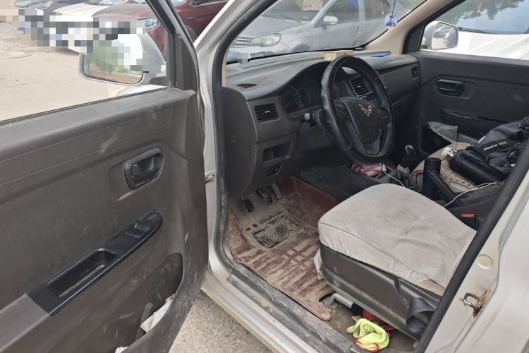 Used Wuling Rongguang V 2015 1.2L Standard Version Driver Seat