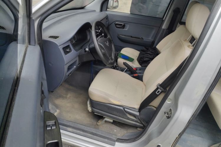 Used Wuling Rongguang V 2015 1.2L Base Version Driver Seat