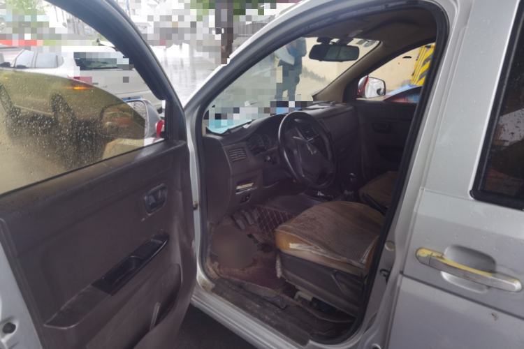 Used Wuling Rongguang V 2015 1.2L Standard Version Driver Seat