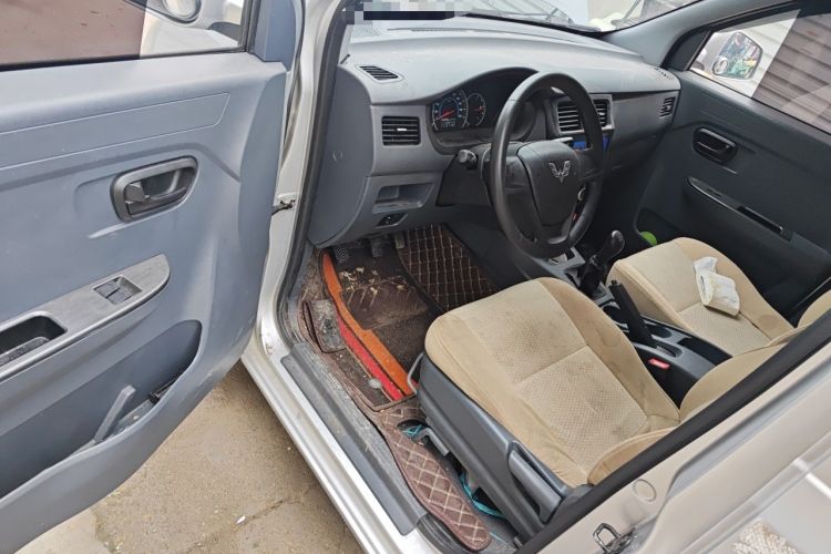 Used Wuling Rongguang V  Driver Seat