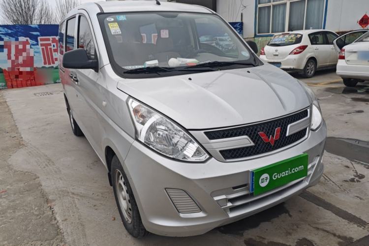 Used Wuling Rongguang V 2015 1.2L Practical Model Exterior 1