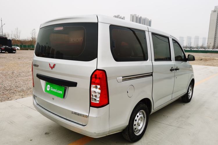 Used Wuling Rongguang V 2015 1.2L Practical Model Exterior 3