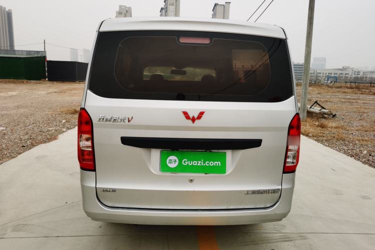 Used Wuling Rongguang V 2015 1.2L Practical Model Exterior 4