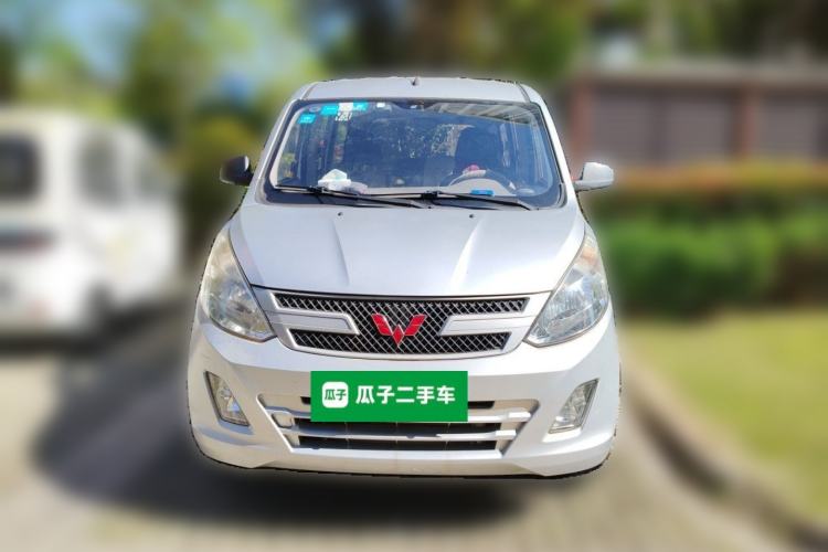Used Wuling Rongguang V 2015 1.2L Practical Model Front