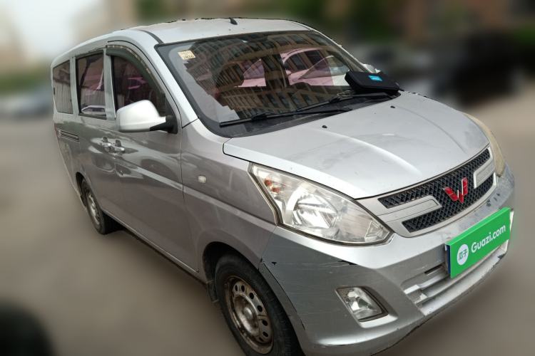 Used Wuling Rongguang V 2015 1.2L Base Version Front Right 45 Deg