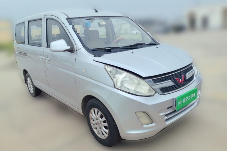 Used Wuling Rongguang V 2015 1.2L Base Version Front Right 45 Deg