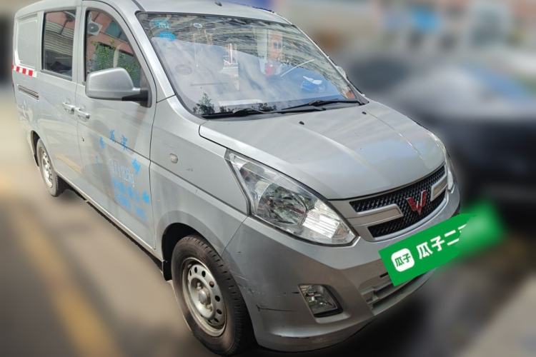 Used Wuling Rongguang V  Front Right 45 Deg