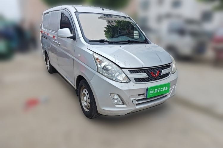 Used Wuling Rongguang V  Front Right 45 Deg