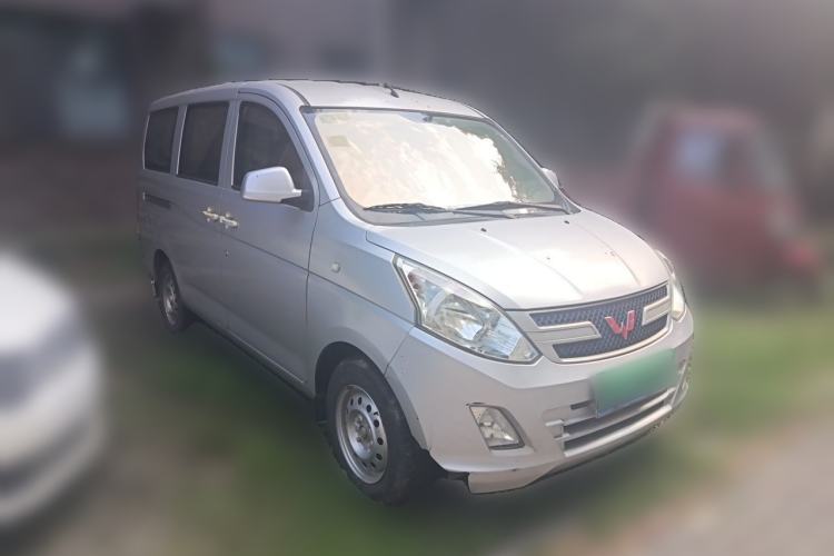 Used Wuling Rongguang V 2015 1.2L Base Version Front Right 45 Deg