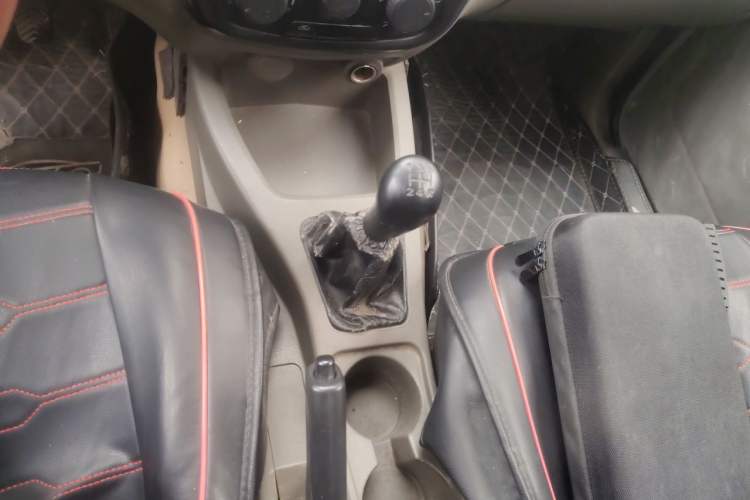 Used Wuling Rongguang V 2015 1.2L Practical Model Gear Lever