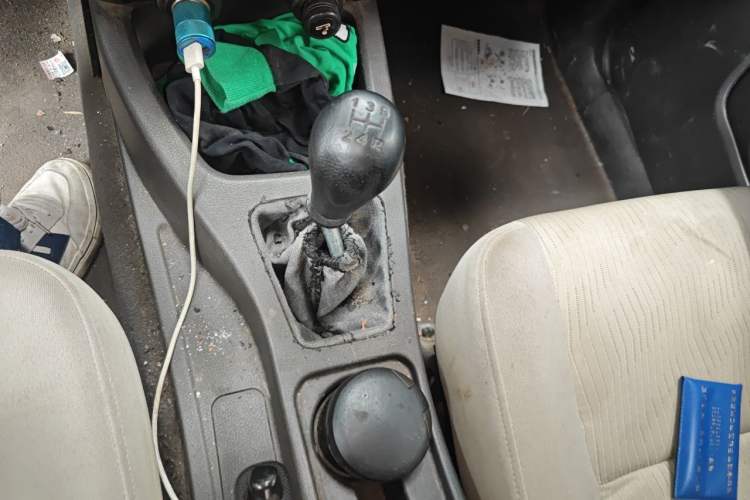 Used Wuling Rongguang V 2015 1.2L Base Version Gear Lever