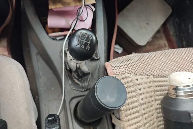 Used Wuling Rongguang V 2015 1.2L Standard Version Gear Lever