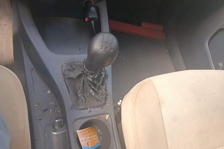 Used Wuling Rongguang V 2015 1.2L Base Version Gear Lever