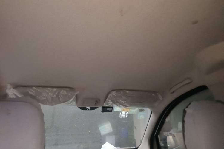 Used Wuling Rongguang V 2015 1.2L Practical Model Headliner