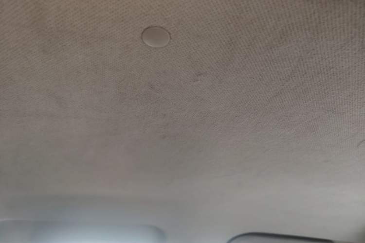 Used Wuling Rongguang V 2015 1.2L Practical Model Headliner