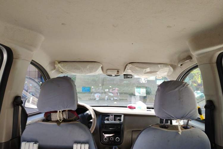 Used Wuling Rongguang V 2015 1.2L Practical Model Headliner