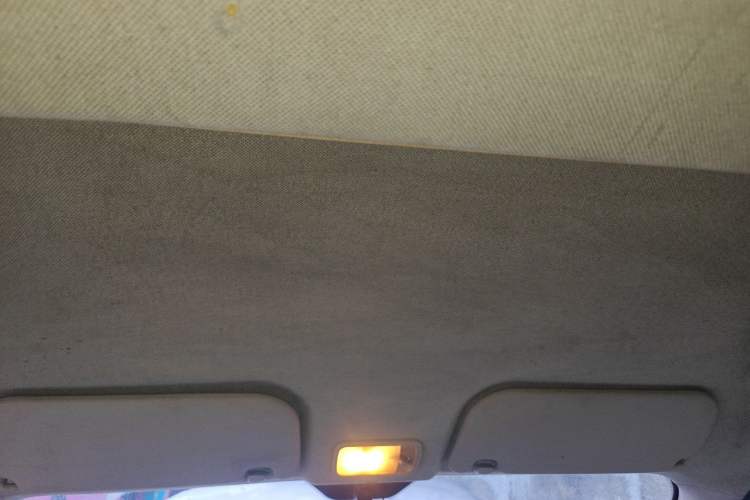 Used Wuling Rongguang V 2015 1.5L Standard Version Headliner