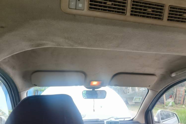 Used Wuling Rongguang V 2015 1.5L Base Version Headliner