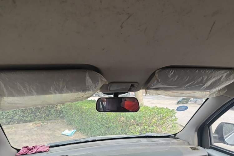 Used Wuling Rongguang V 2015 1.2L Practical Model Headliner