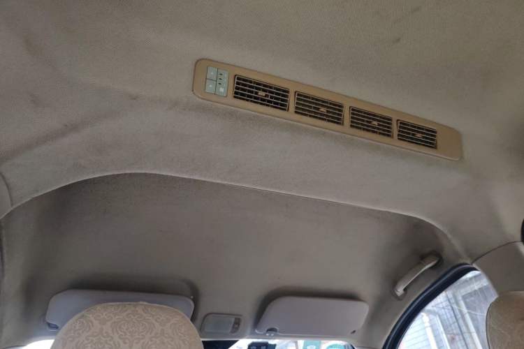 Used Wuling Rongguang V 2015 1.5L Standard Version Headliner