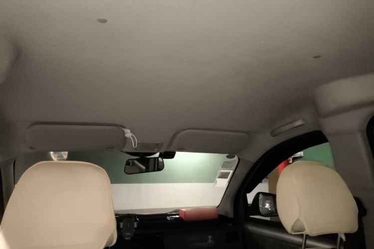Used Wuling Rongguang V 2015 1.2L Practical Model Headliner
