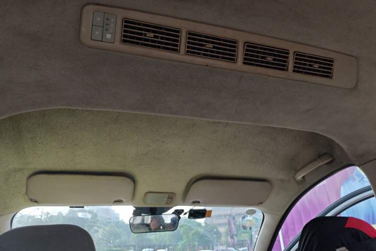 Used Wuling Rongguang V 2015 1.5L Standard Version Headliner