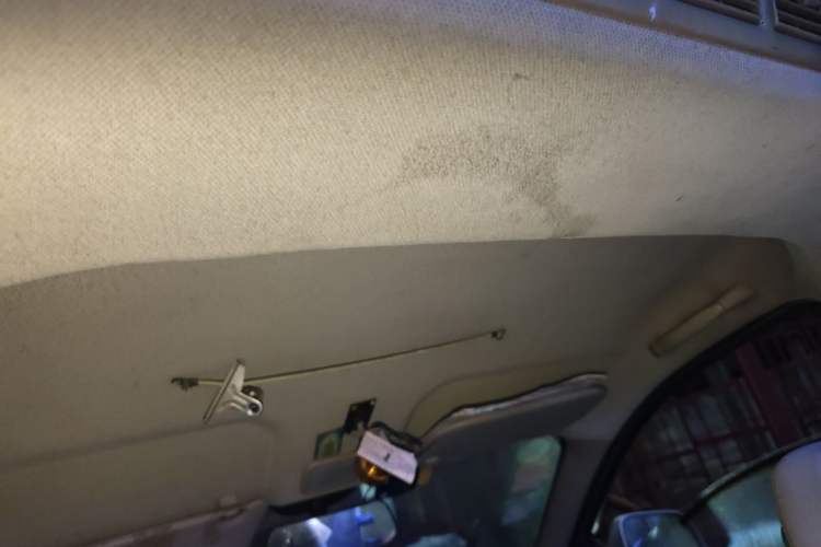 Used Wuling Rongguang V 2015 1.2L Standard Version Headliner