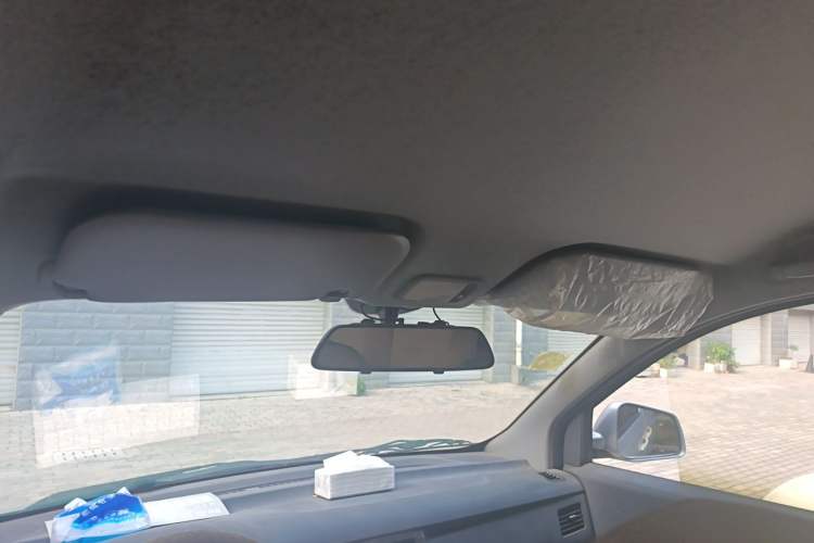 Used Wuling Rongguang V 2015 1.2L Base Version Headliner
