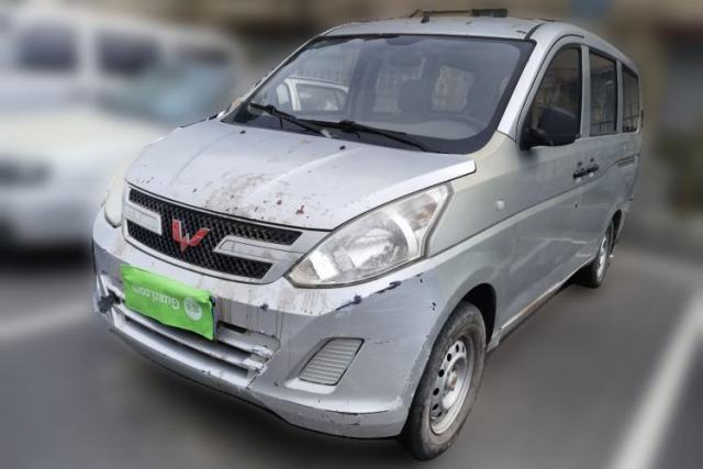 Used Wuling Rongguang V 2015 1.2L Practical Model