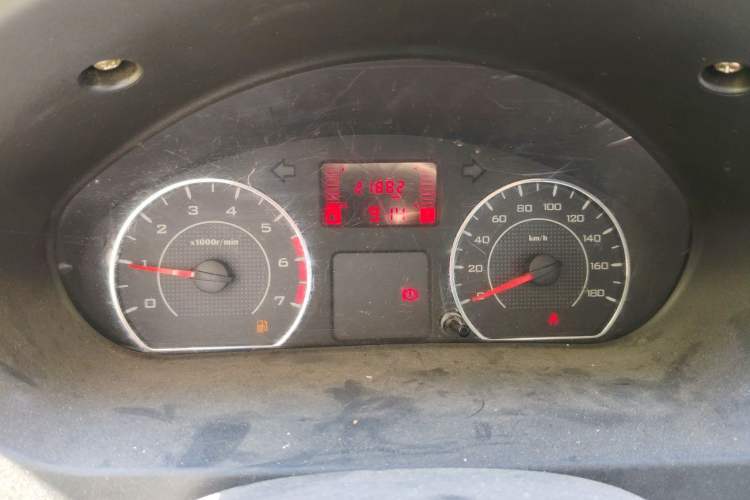 Used Wuling Rongguang V 2015 1.2L Practical Model Instrument Cluster