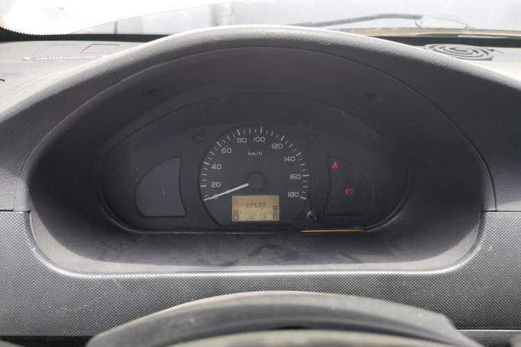 Used Wuling Rongguang V 2015 1.2L Base Version Instrument Cluster