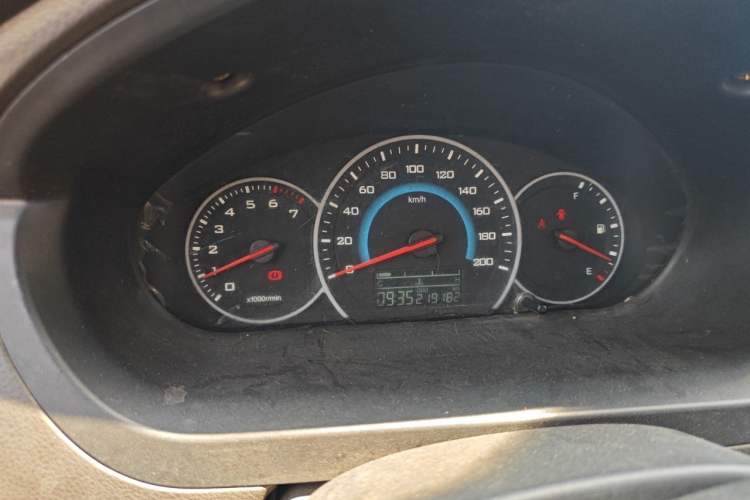 Used Wuling Rongguang V 2015 1.2L Standard Version Instrument Cluster