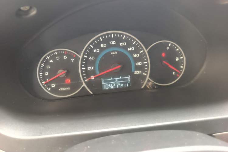Used Wuling Rongguang V 2015 1.5L Base Version Instrument Cluster