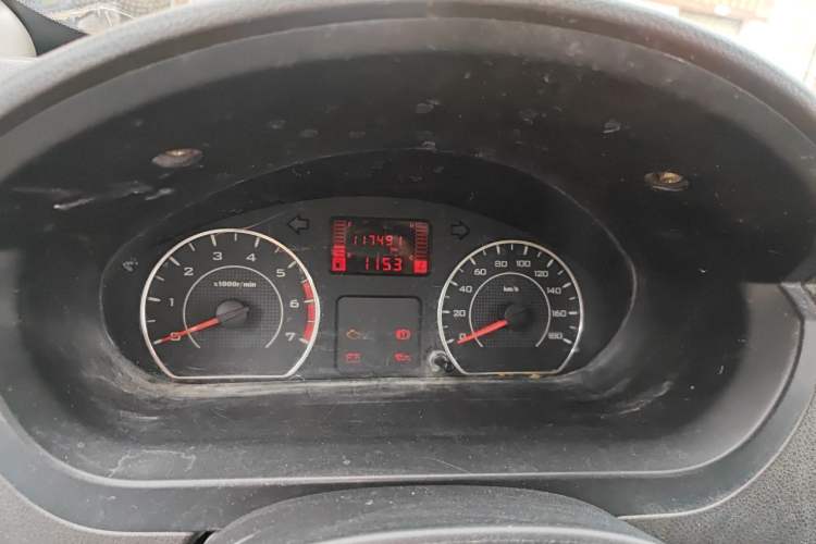 Used Wuling Rongguang V 2015 1.2L Practical Model Instrument Cluster