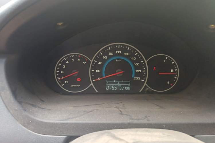 Used Wuling Rongguang V 2015 1.2L Base Version Instrument Cluster